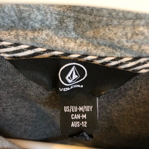 Volcom Gray Polo. SZ 10 - Picture 2 of 3